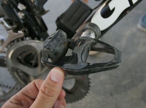 shimanodacarbonpedal A close-up look at the prototype carbon fiber Shimano Dura-Ace pedal.