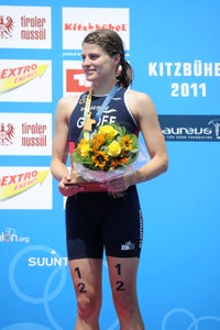Sarah Groff podium Kitz - credit Delly Carr ITU