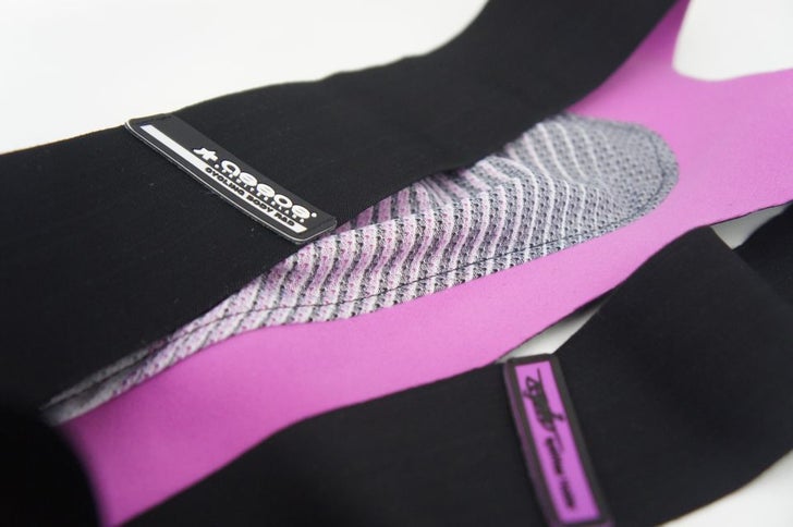 Assos