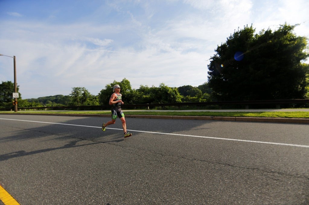 Dye on his way to the TriRock Philadelphia win. Photo: Swim Bike Run Photography