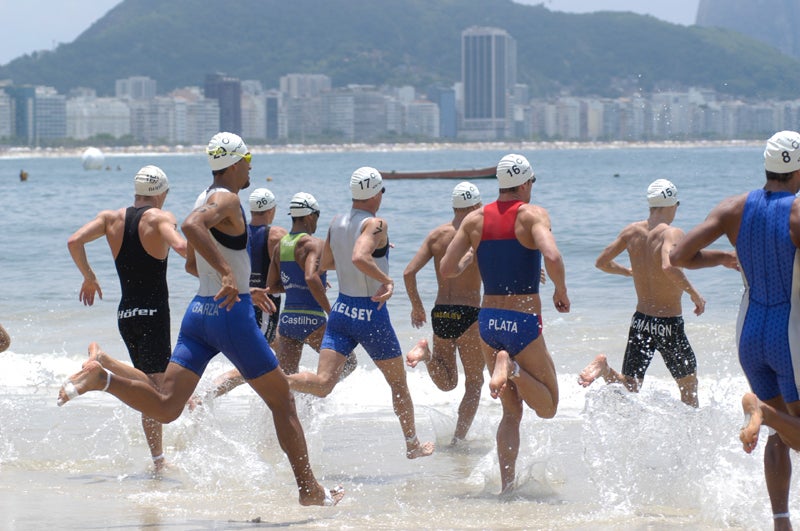 Athletes compete at the 2003 Rio De Janaeiro ITU World Cup. Photo: Triathlon.org