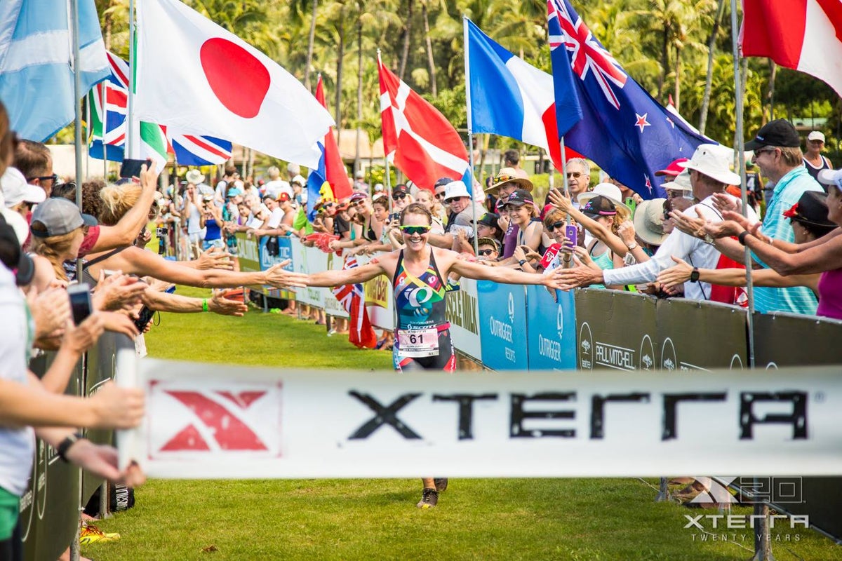 Josiah Middaugh And Flora Duffy Wow In Maui Triathlete
