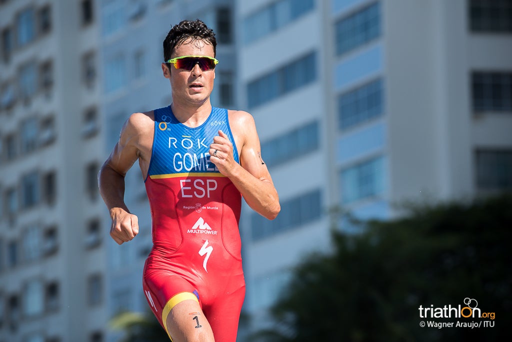 Gomez on his way to victory at last year's Rio Test Event. Photo: Wagner Araujo/Triathlon.org