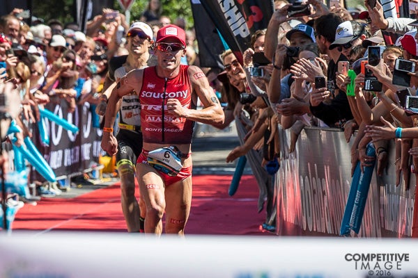 Reed gets the slight advantage on the finishing carpet. 