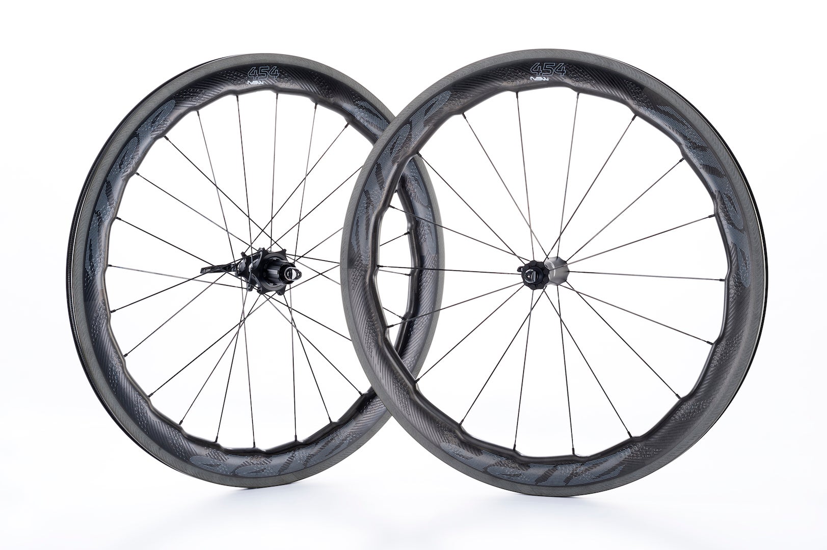 The new 454 NSW Carbon Clincher. Photo courtesy: Zipp