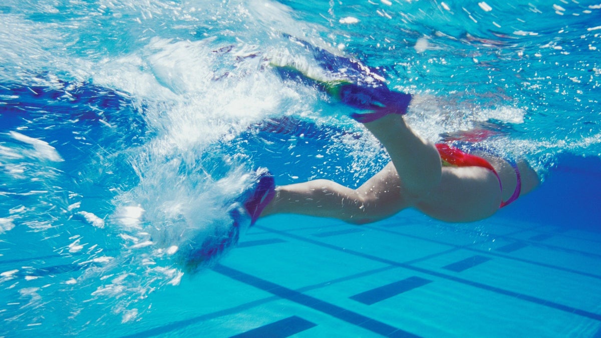 Weekend Swim Workout: Swim, Pull, Fins