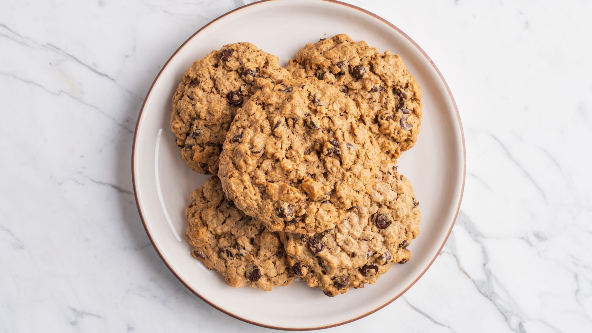 dark chocolate-walnut cookies
