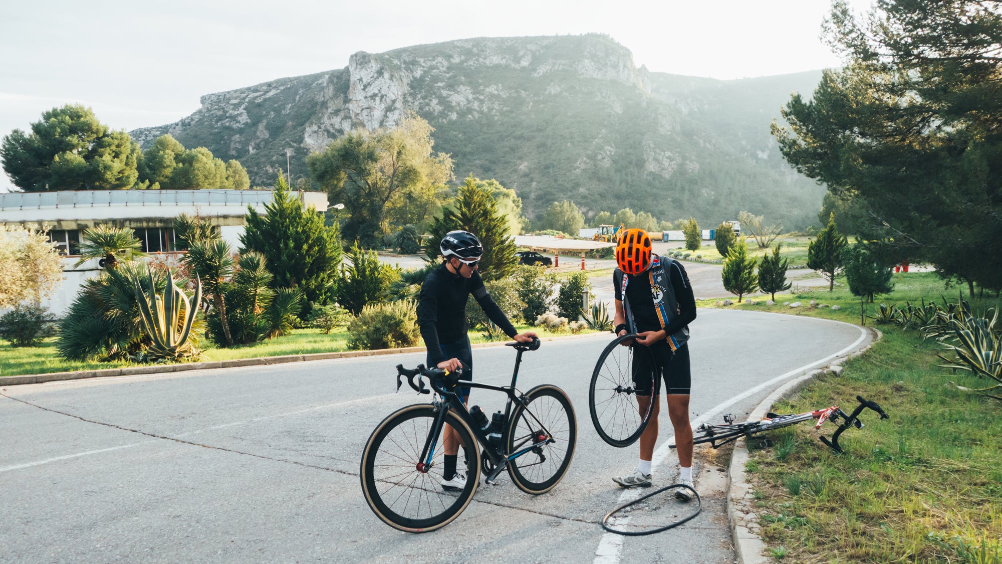 fix a flat bike tire