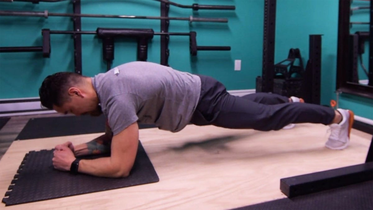 Ask a Trainer: How Do I Perform a Proper Plank?