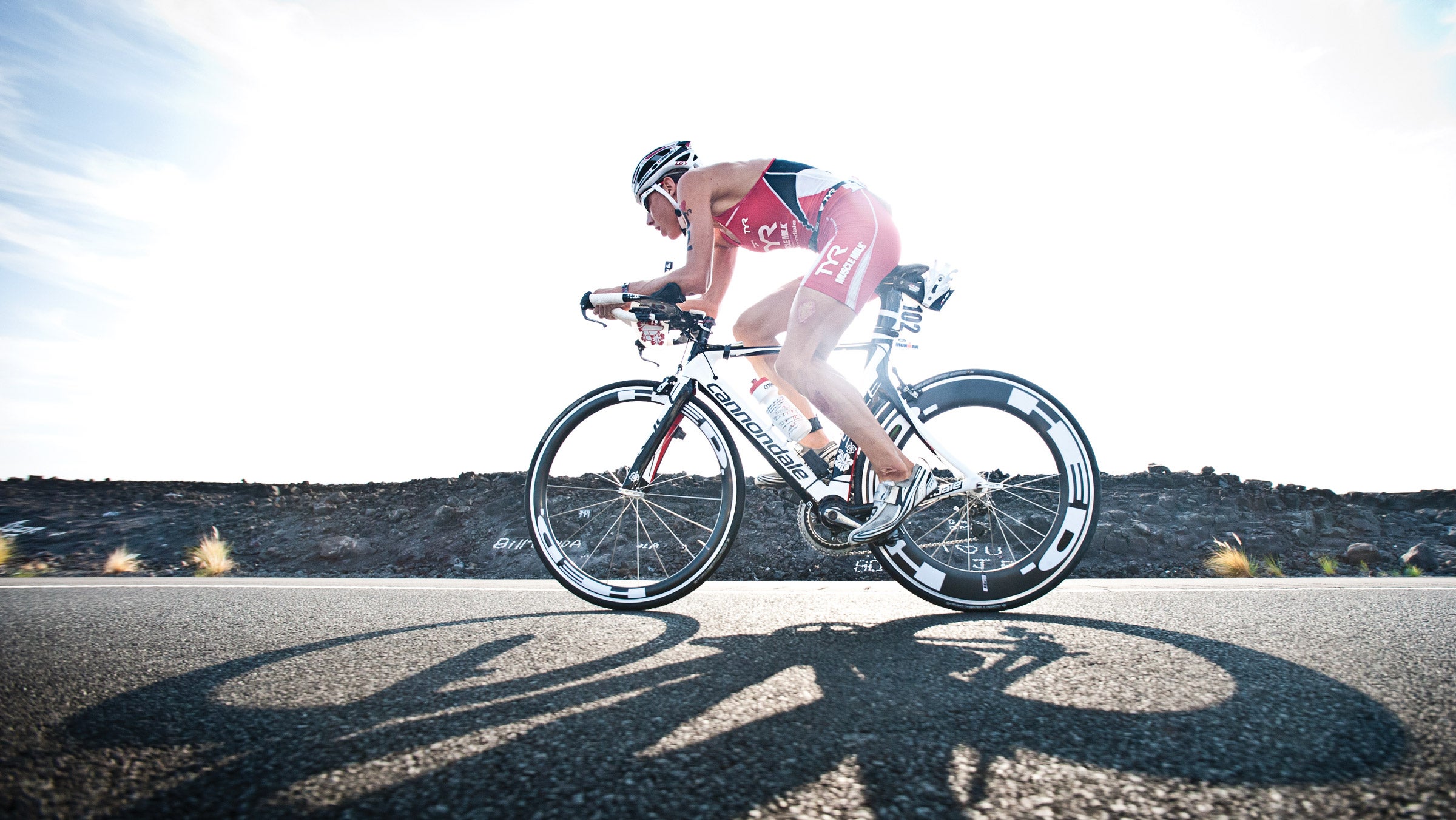 Chrissie Wellington on her way to the victory at the 2011 Ironman World Championship.