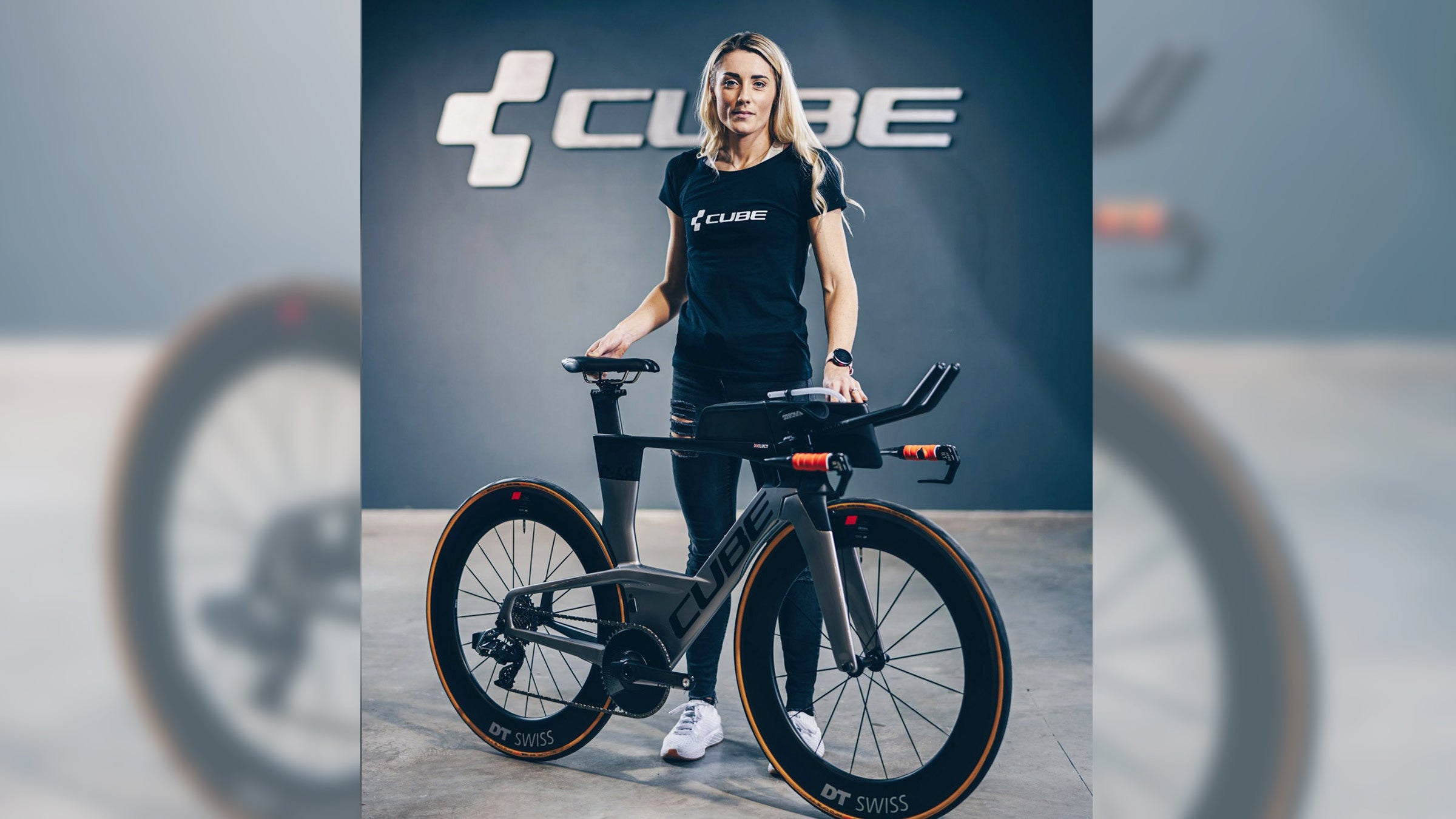 Lucy Charles-Barclay signed with Cube.