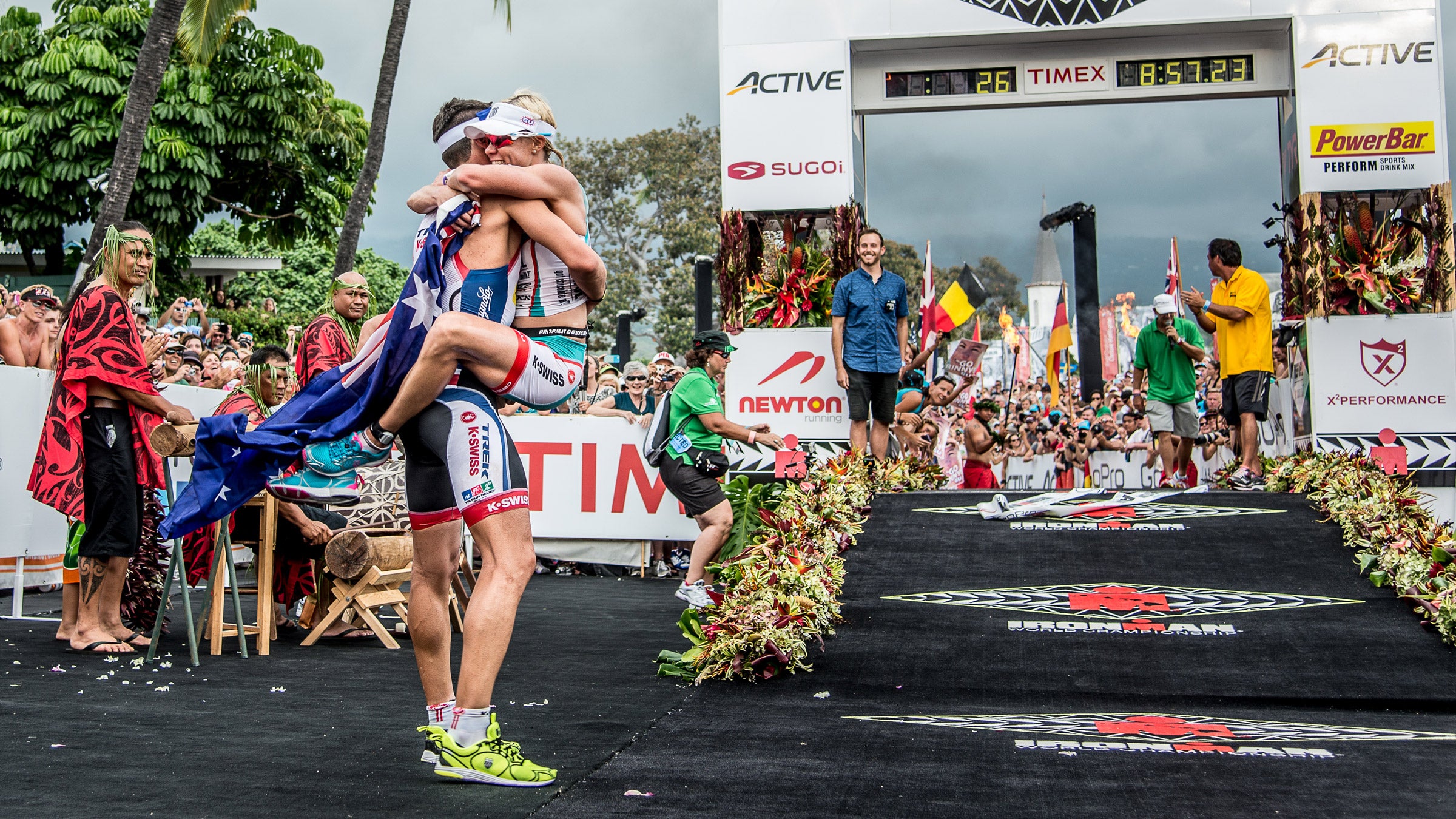 Tim O'Donnell embraces his wife, Mirinda Carfrae, after her Ironman World Championship win in 2013.