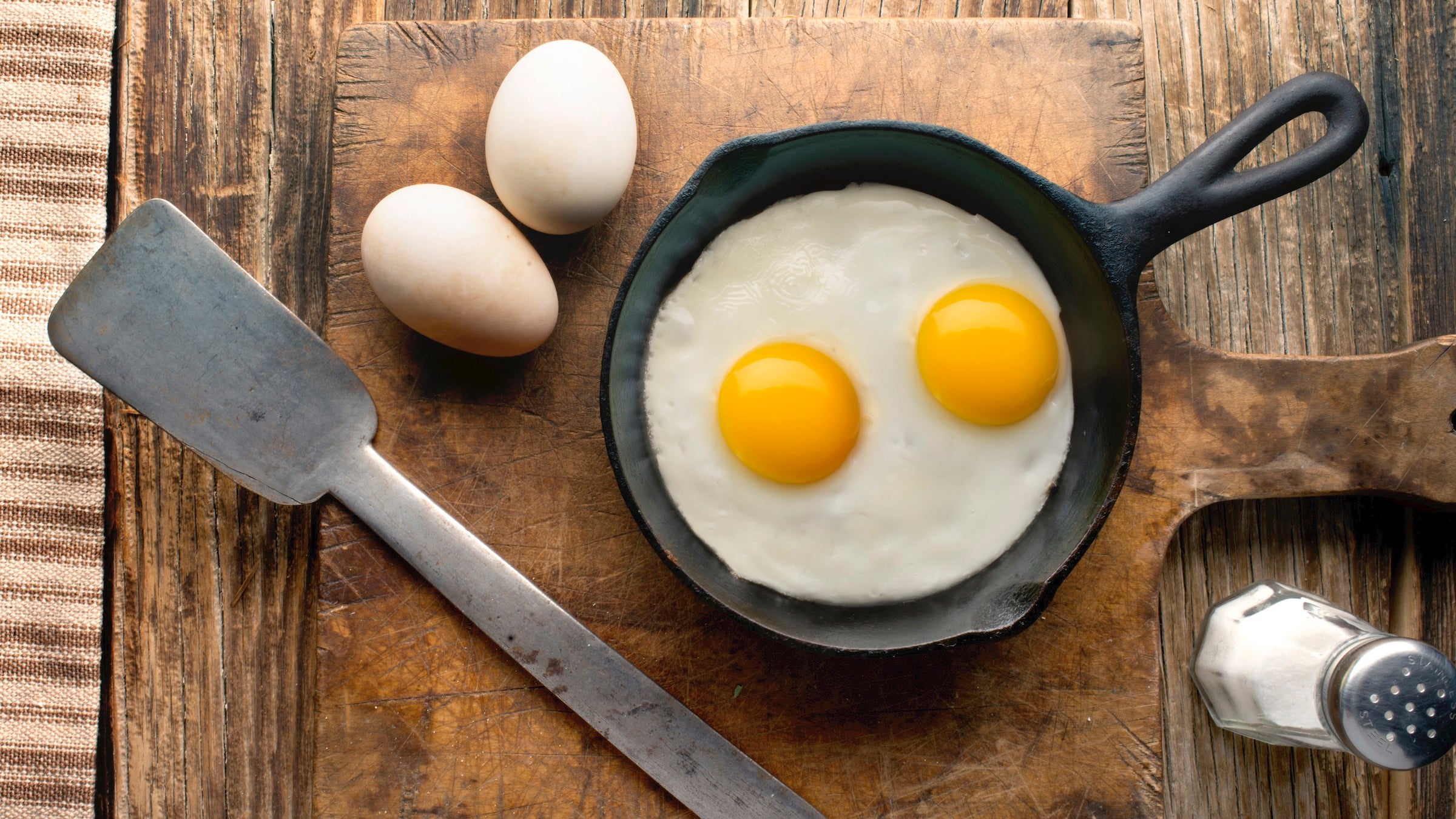 Eggs are an example of a low-carb, high-fat food.