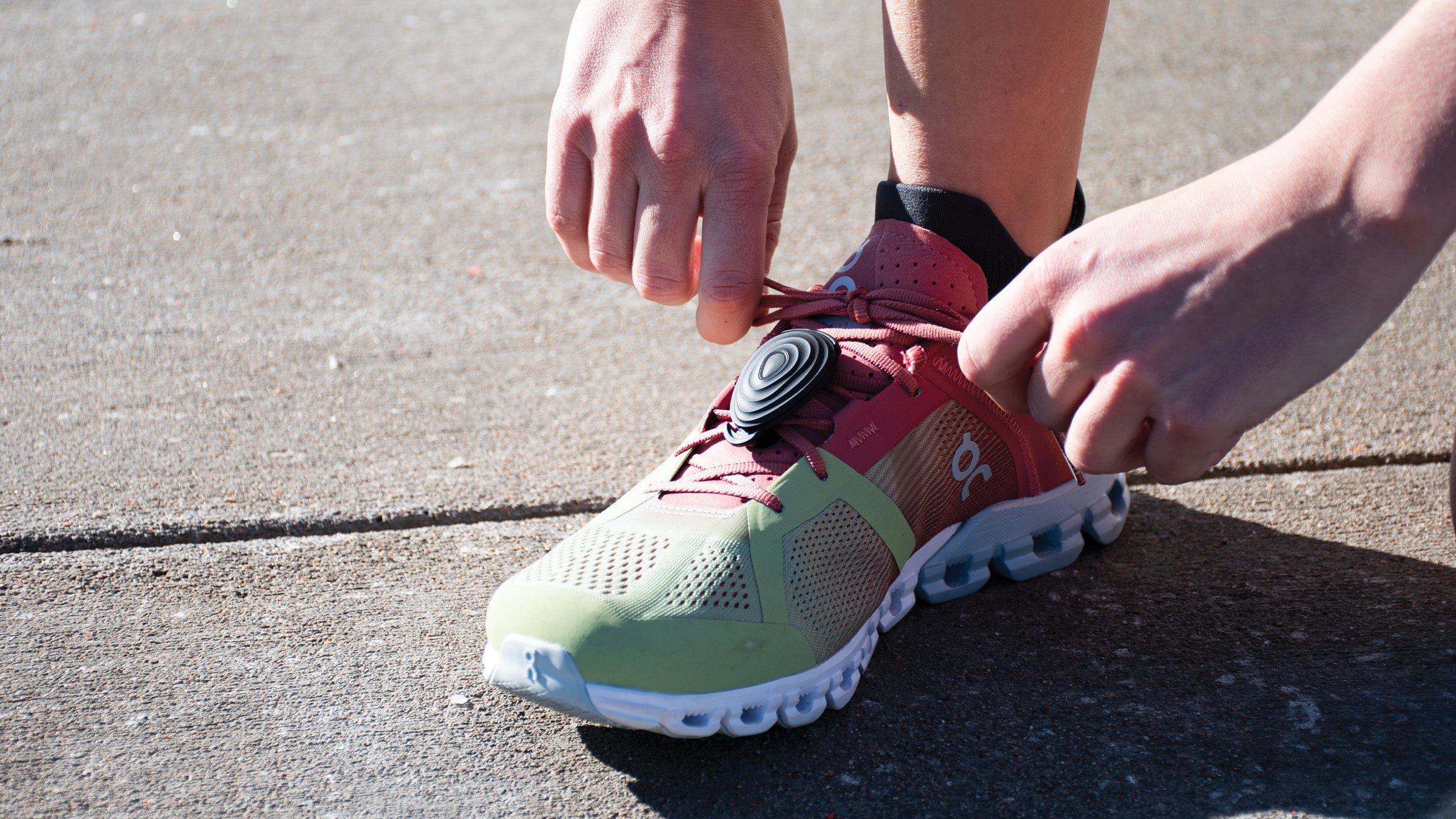 Shoe with a Stryd pod attached