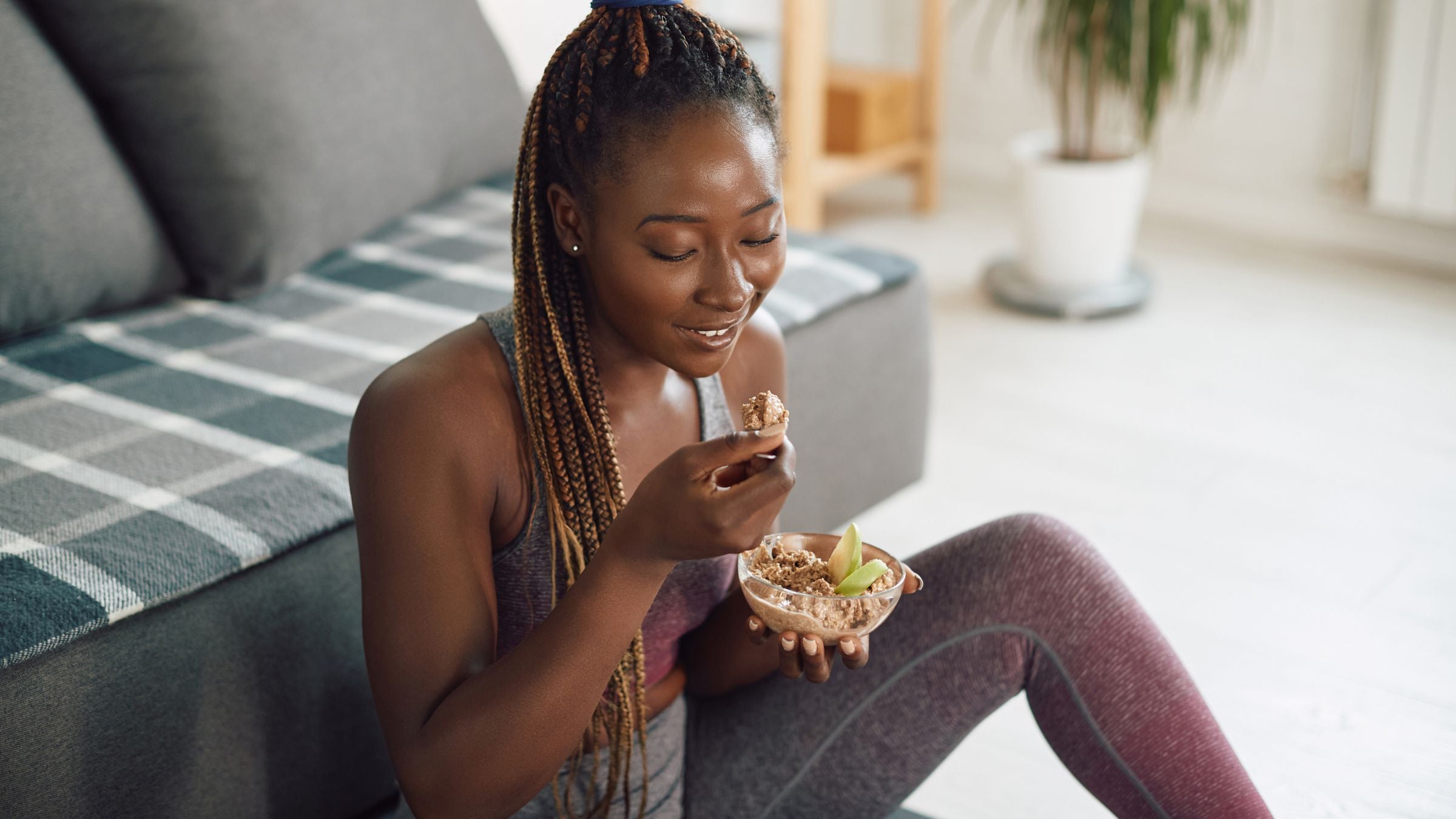 an athlete feeds her microbiome carbohydrates