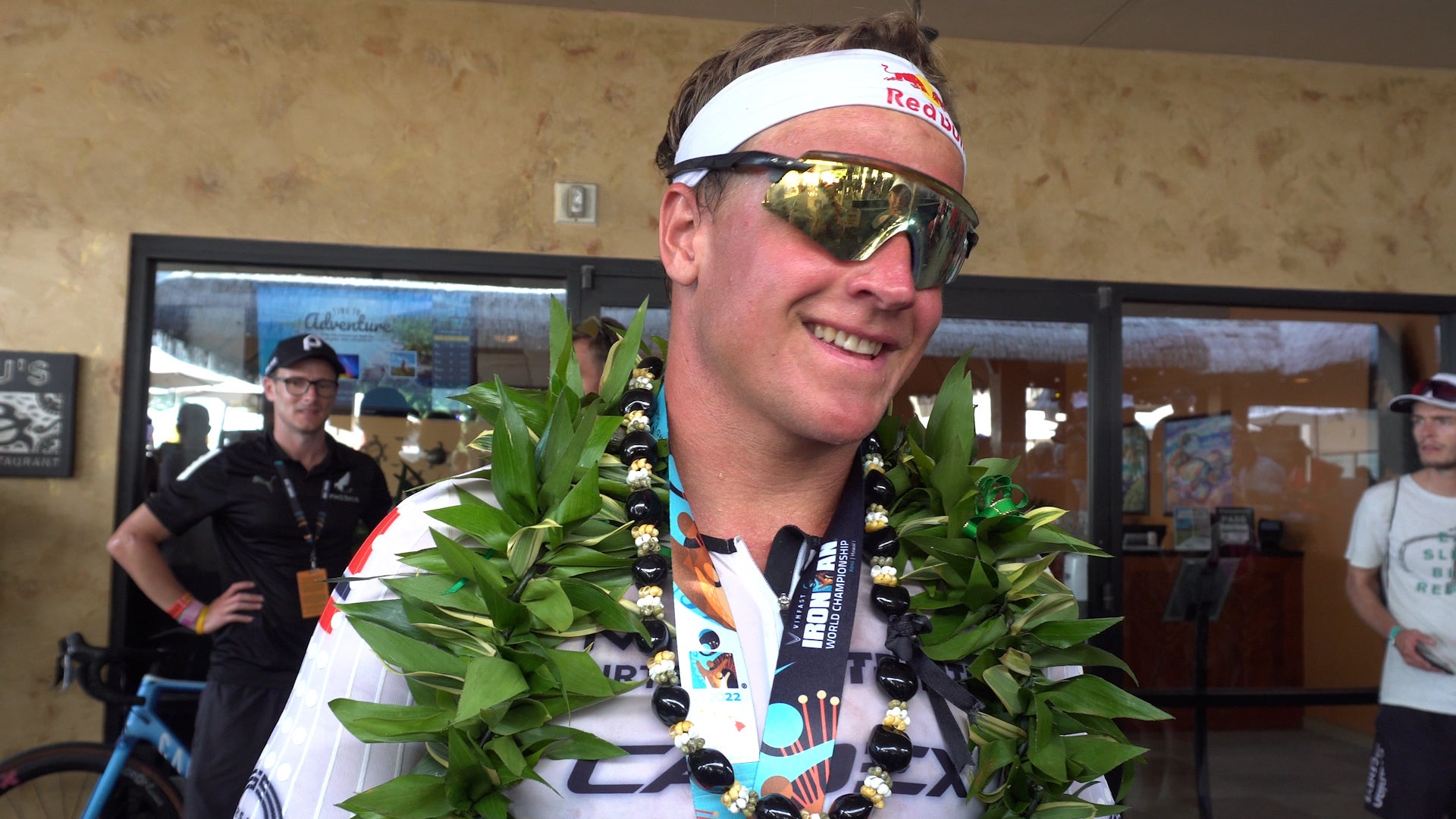 Video Pro Triathlete Vasco Vilaca Bitten By Seal at Super League