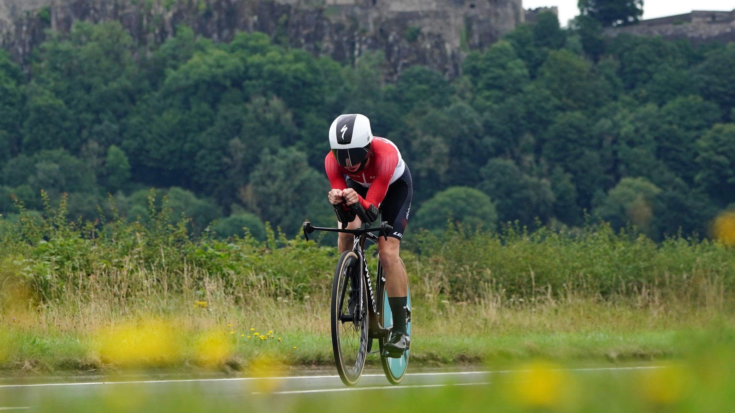 Triathlete Paula Findlay competes in the Women's Elite Individual Time Trial at the 2023 UCI Cycling World Championships.