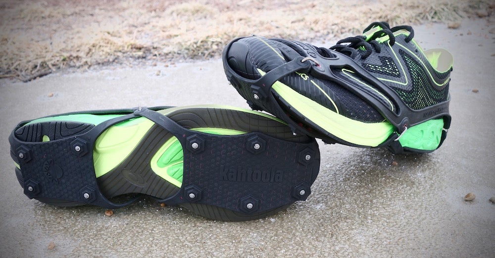 running shoes with spikes for winter