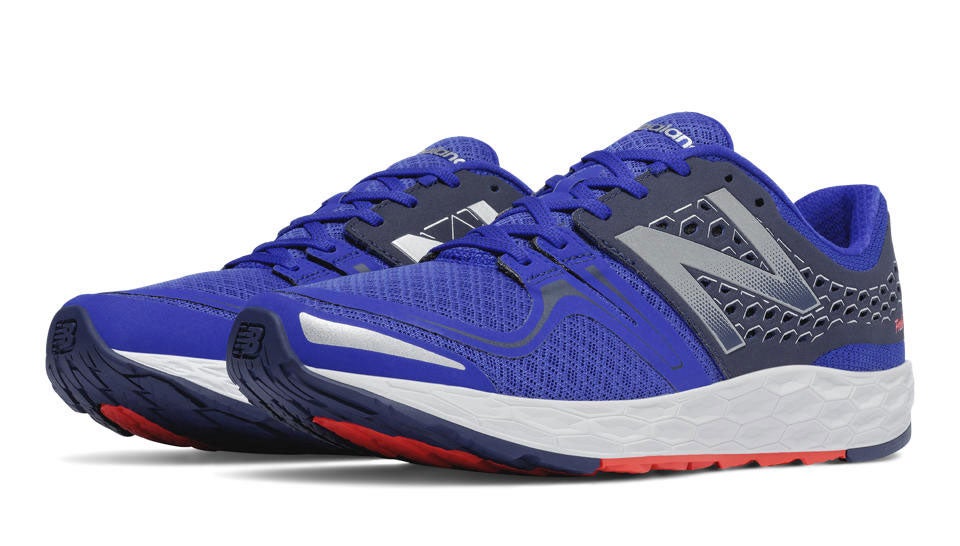 How Much Does the Weight of Running Shoes Affect Speed? â Triathlete
