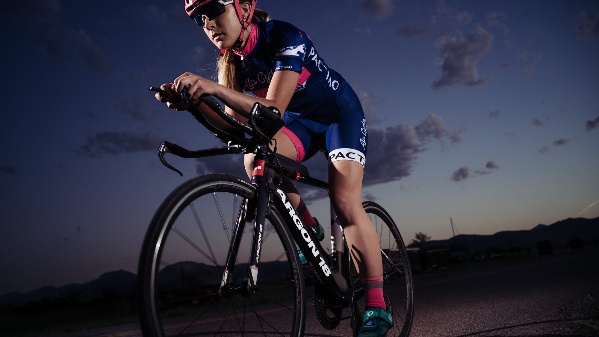 one hour cycling workout